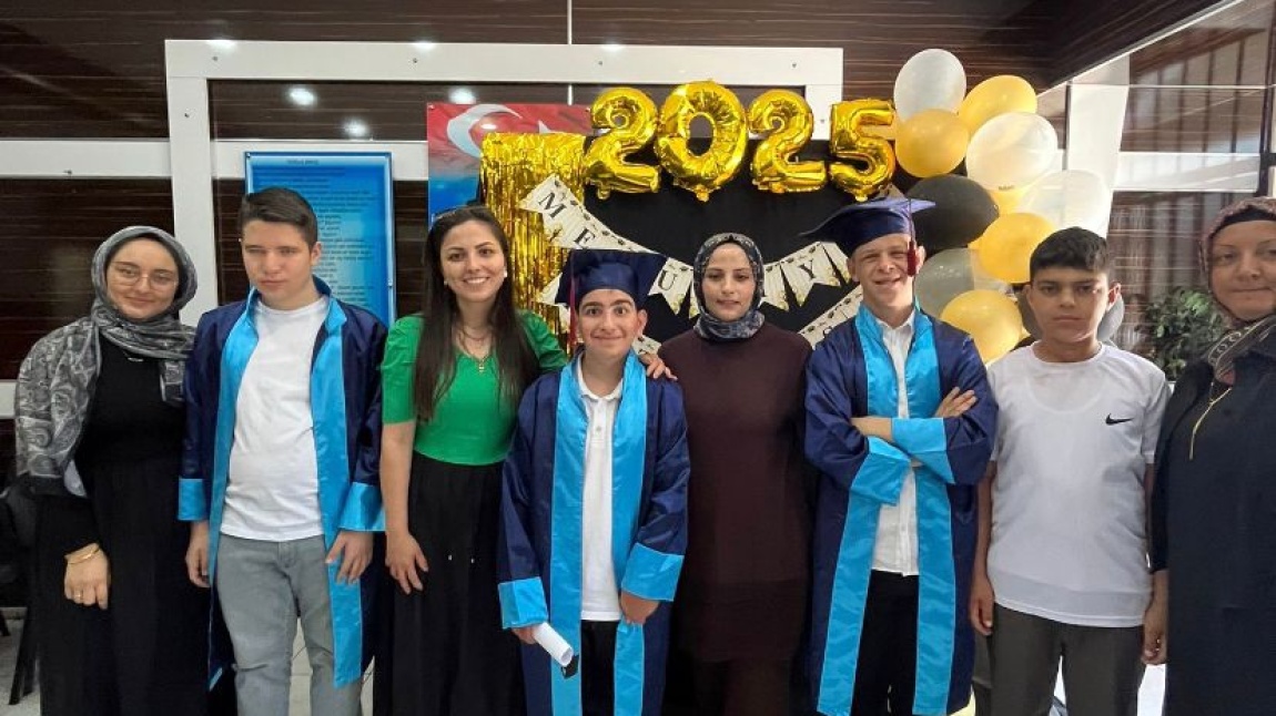 Özel Eğitim Sınıfımızı da mezun ettik 